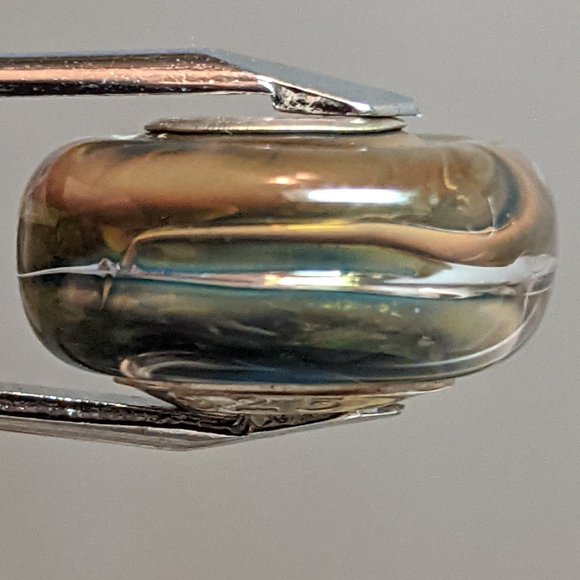 Chamelia glass charm - Picture 1 of 3